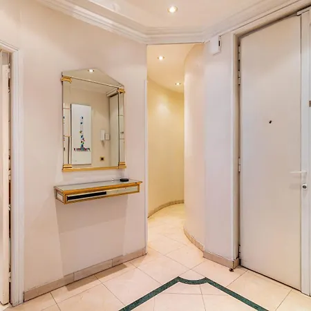Guestready - A Slice Of Parisian Paradise
